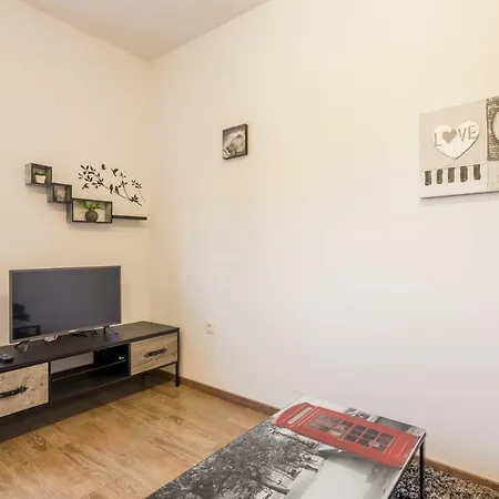 New Modern Kila 2 * سبليت